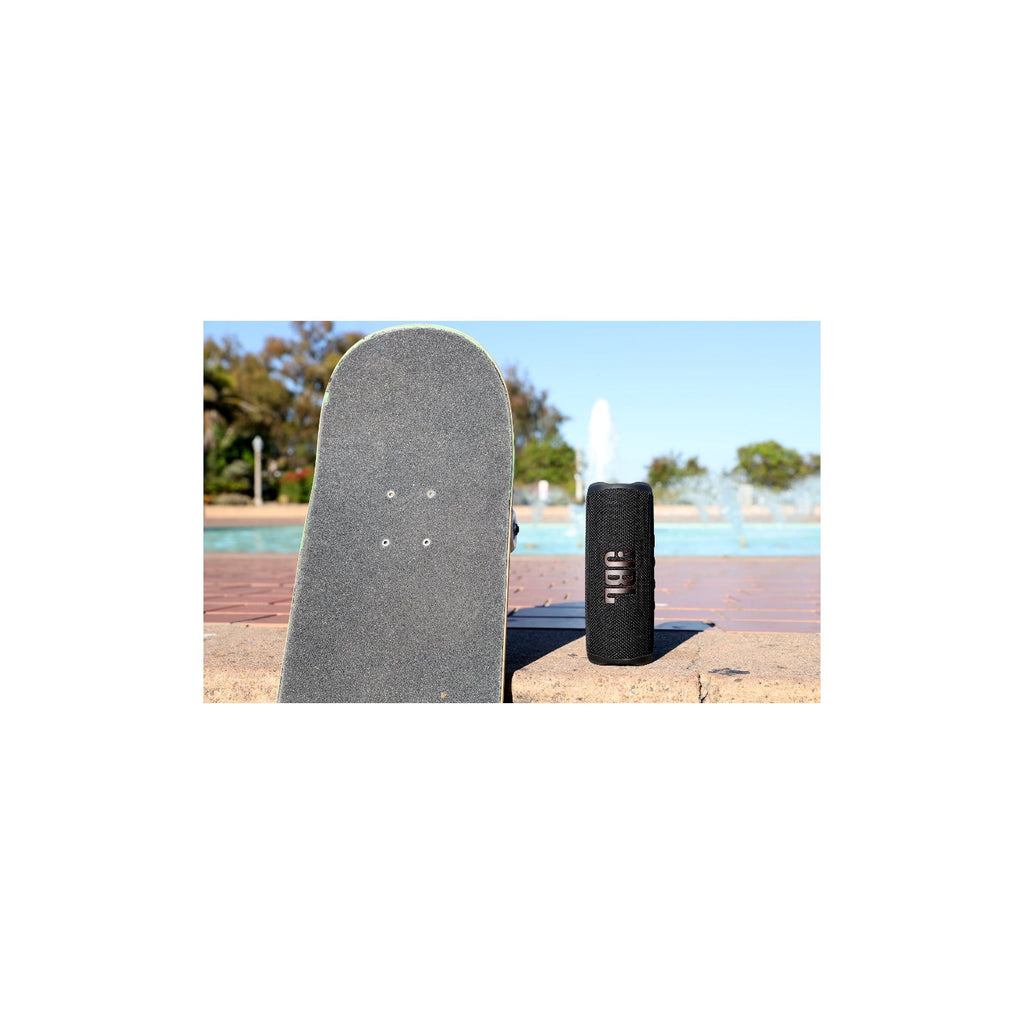 JBL Flip 6 Portable Waterproof Speaker Black