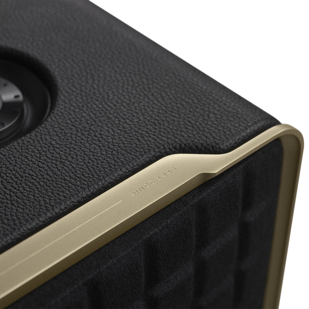 JBL Authentics 300 - Portable smart home speaker with Wi-Fi, Bluetooth and voice assistants with retro design. - Black